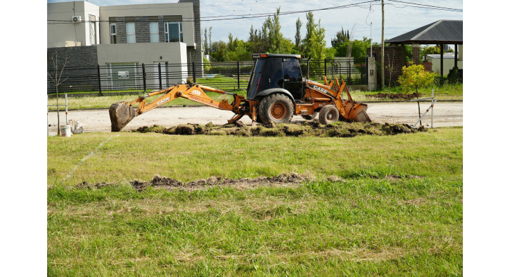 Abren un nuevo ingreso a los barrios de Lomas de Oro Verde y Los Algarrobos